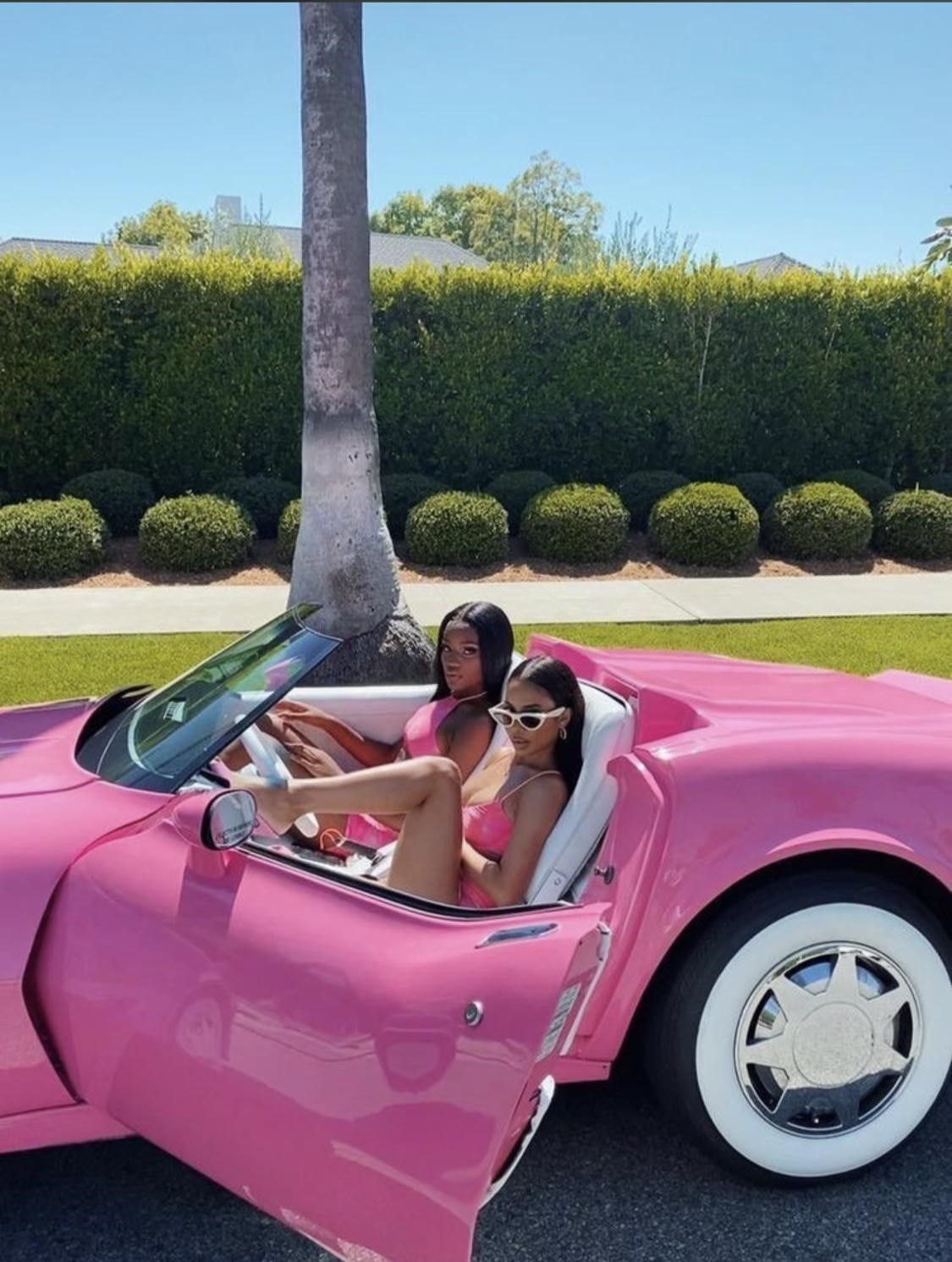 payments and accounts illustration